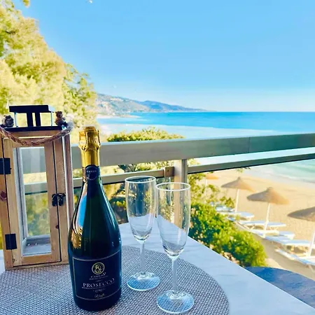 Berkeley, Studio, Terrasse, Vue Mer, Parking, Clim Апартаменты *