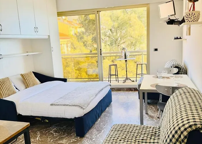 Apartment Berkeley, Studio, Terrasse, Vue Mer, Parking, Clim Menton